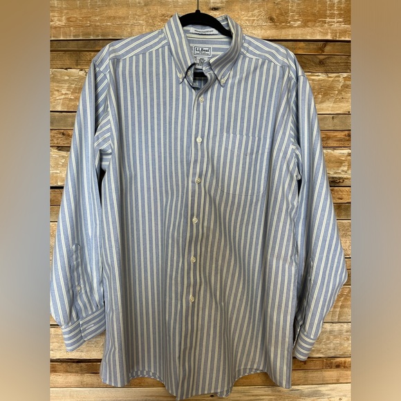 Men’s LL Bean wrinkle resistant button down - Picture 1 of 4